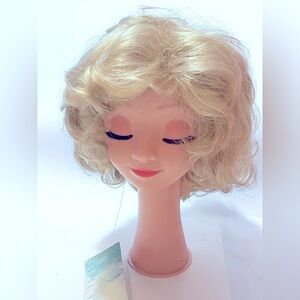 Paula Young Wig ALLURE A5510 A Loose Cutls Blonde Hair Wig